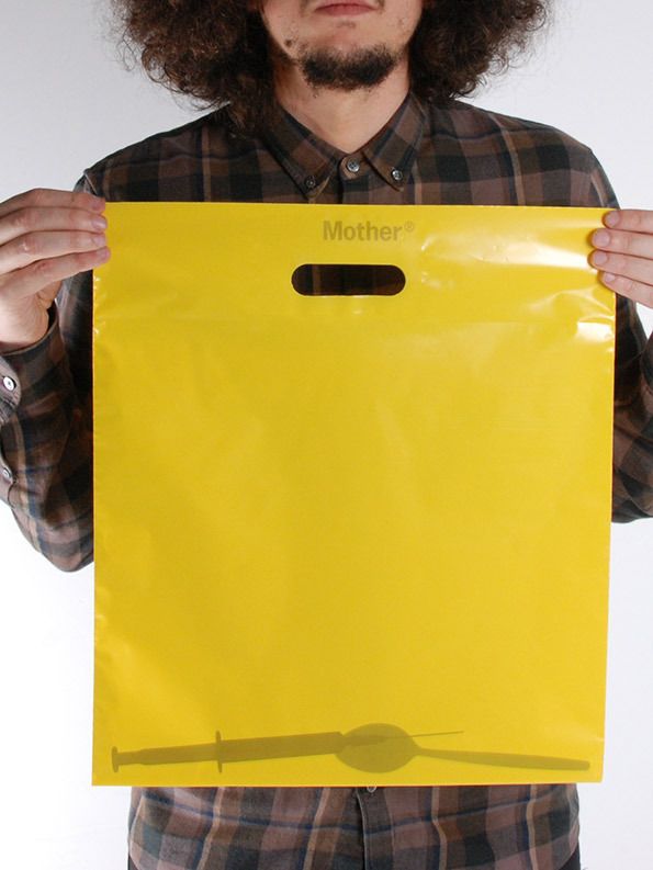 MotherUncarriableBags-PortraitJunkie