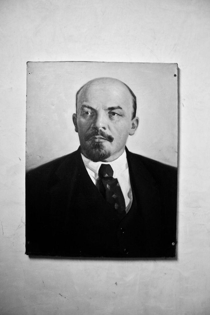 1 Portrait of Lenin from one of the bars in Chisinau