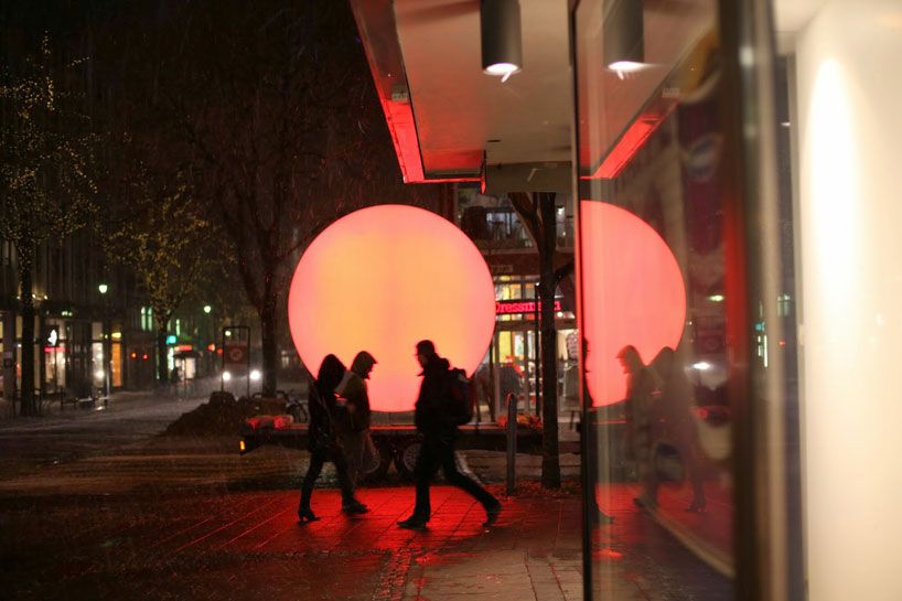 lisa-pacini-and-christine-istad-traveling-LED-sun-designboom-01