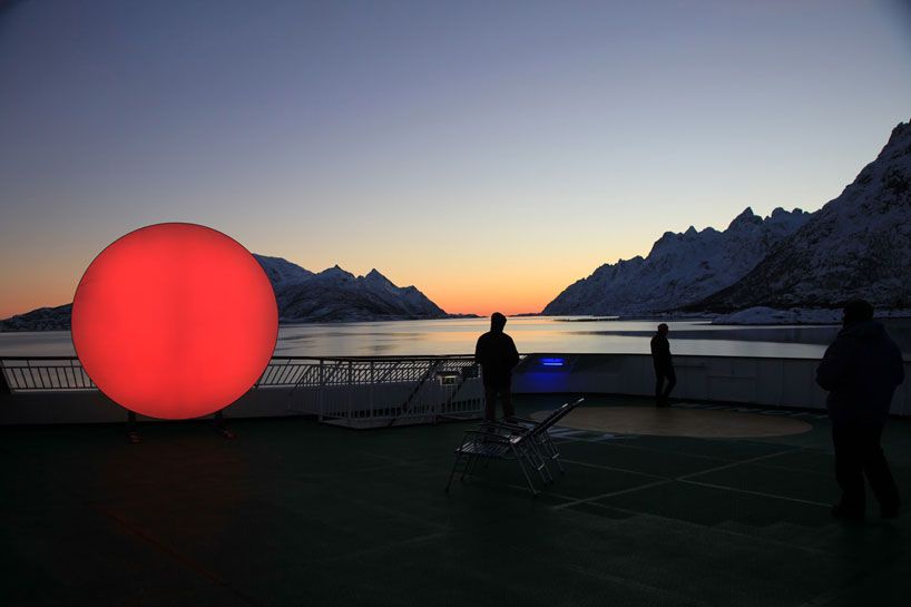 lisa-pacini-and-christine-istad-traveling-LED-sun-designboom-04