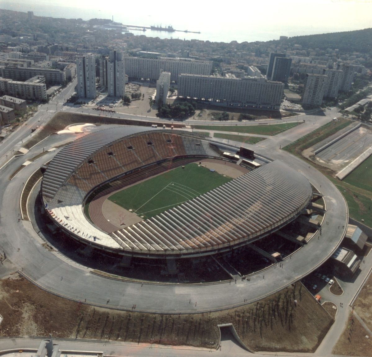 stadium_split