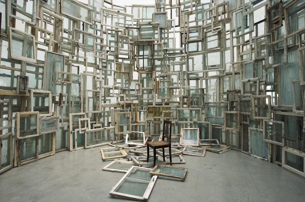 Chiharu-Shiota-.-A-Room-of-Memory-.-2009-1
