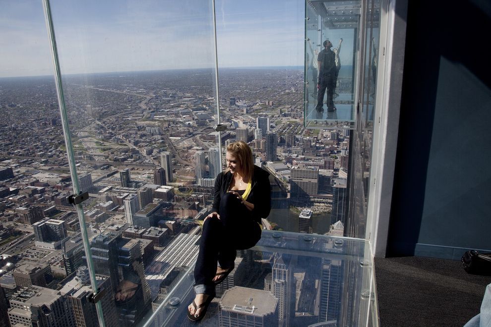 2. The Ledge, Skydeck Chicago.