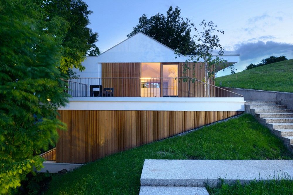 52ae4728e8e44e0f3700013e_house-katarina-multiplan-arhitekti_copy_z013_katarina_copia-1000x667