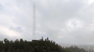 52f15908e8e44e0b6d000092_smiljan-radic-wins-competition-to-design-landmark-for-santiago_torre_antena_santiago_04baja-1000x562