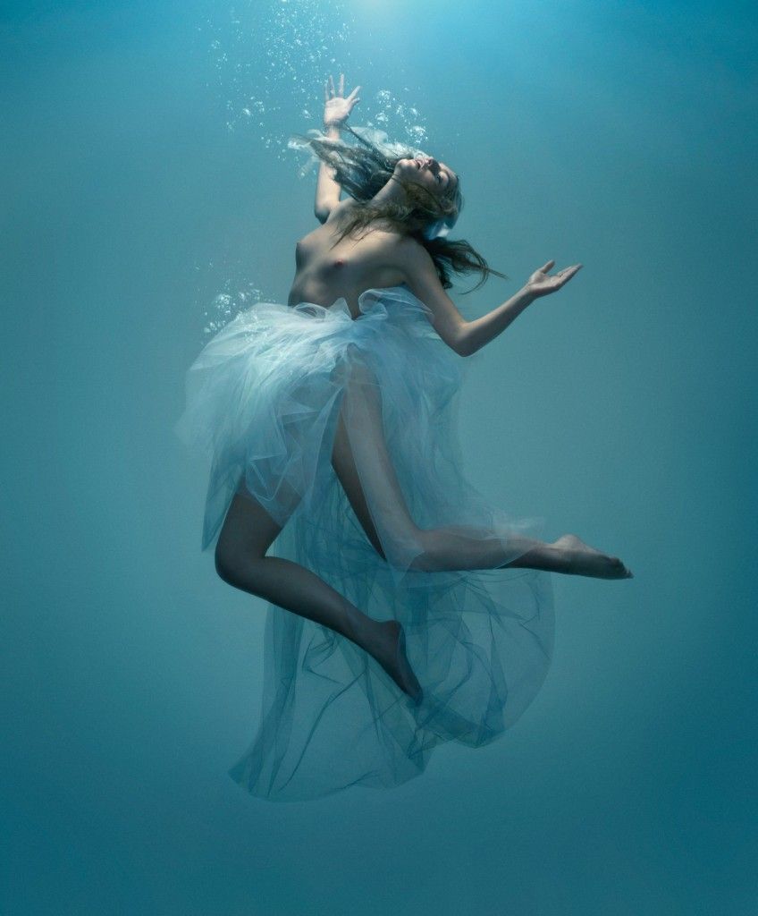 CharlieDesign_Breathless_8lowres