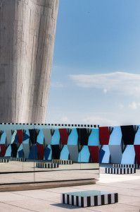 Defini-Fini-Infini-by-Daniel-Buren_dezeen_468_10