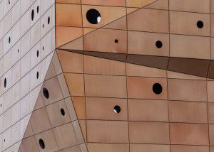 Incineration-Line-in-Roskilde-Denmark_by_Erick_van_Egeraat_dezeen_784_1