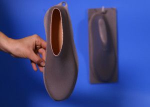 LAST_NO.21986_Model_1_shoe_by_Lou_Moria_dezeen_784_2
