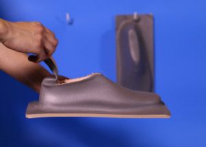 LAST_NO.21986_Model_1_shoe_by_Lou_Moria_dezeen_784_4