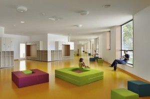 54177f7ac07a80984c000032_kindergarten-mavrica-bb-arhitekti-studio-360__kam3927-0814-1000x666