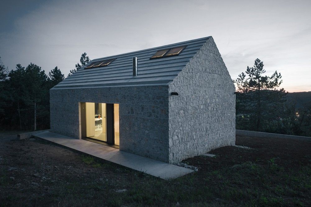 dekleva gregoric compact house-8