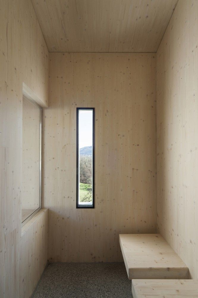 54c2a8dbe58eced7eb000088_farewell-chapel-zgornji-tuhinj-tria-studio__s3d4230-2-666x1000