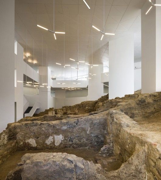 54d4d594e58eceb34400009a_40-projects-shortlisted-for-the-2015-eu-prize-for-contemporary-architecture-mies-van-der-rohe-award_public_library_in_ceuta-_i-530x594