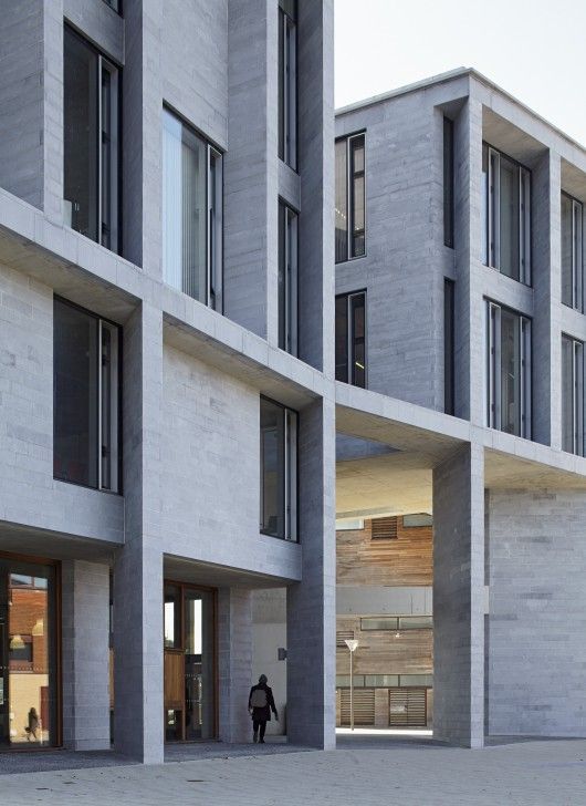 54d4d8dbe58eced9ea0000a8_40-projects-shortlisted-for-the-2015-eu-prize-for-contemporary-architecture-mies-van-der-rohe-award_university_of_limerick__me-530x728