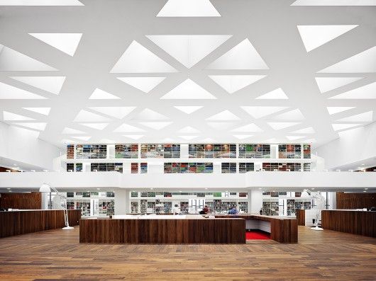 54d4ddc3e58ece1912000001_40-projects-shortlisted-for-the-2015-eu-prize-for-contemporary-architecture-mies-van-der-rohe-award_education_center_erasmus_m-530x397