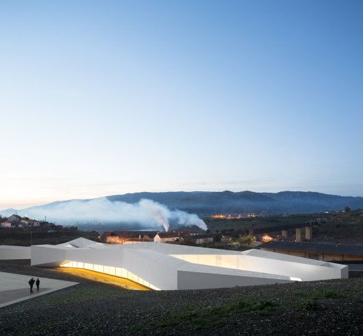 54d4e4bae58ece14f7000006_40-projects-shortlisted-for-the-2015-eu-prize-for-contemporary-architecture-mies-van-der-rohe-award_high_performance_rowing_ce-530x490