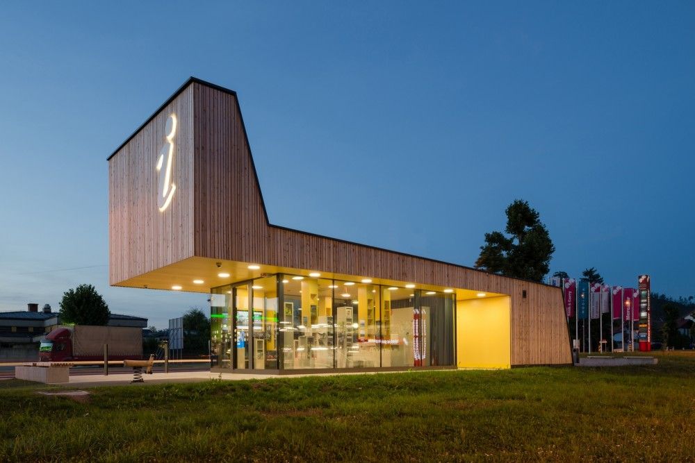 Tourist Information Centre Postojna - studio stratum-1
