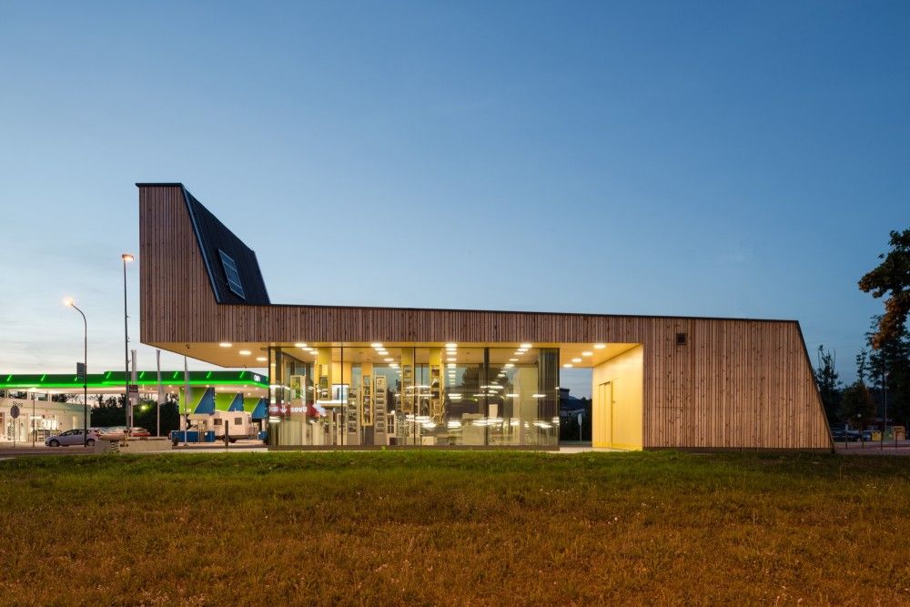 Tourist Information Centre Postojna - studio stratum-6