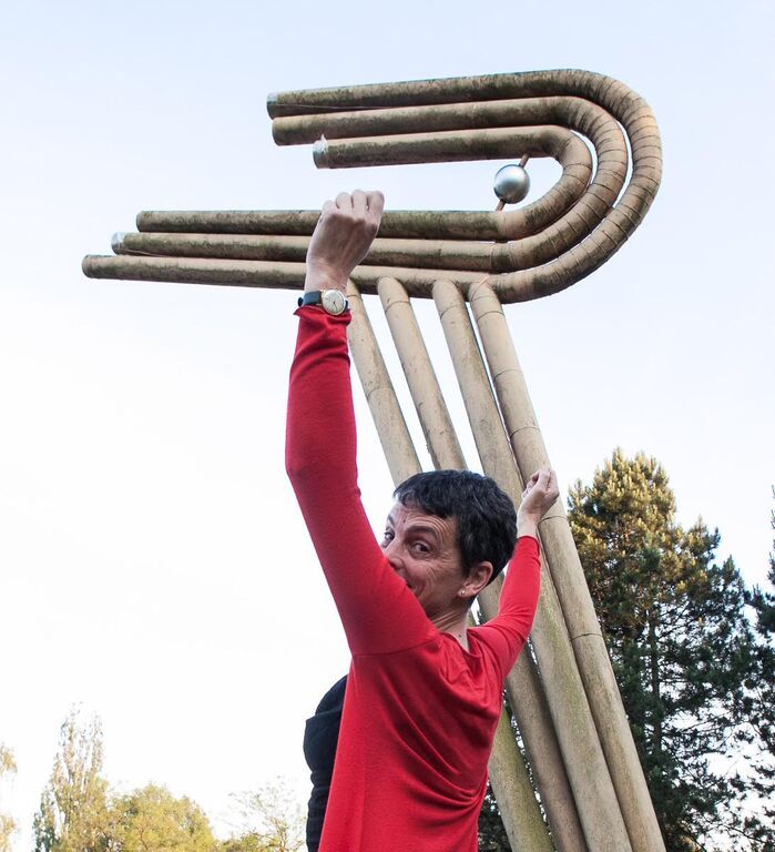 Elisabeth Shimana, autorica instalacije Sky Waves
