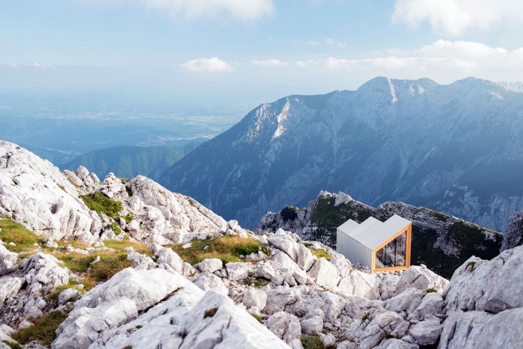 OFIS_ALPINE-SHELTER_PHOTO_JANEZ-MARTINCIC_0_(2)_2