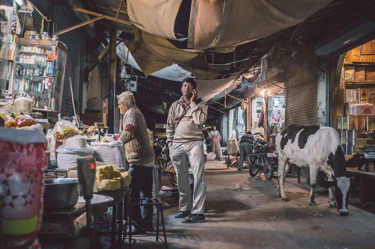 Street market scene