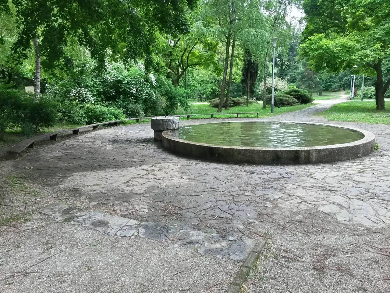 fontana na ribnjaku, foto tamara brixy