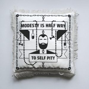 pillow_modesty