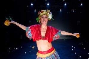 Tina Valentan: KALIPSO, PTL, sep. 2016, Produkcija: Mesto žensk http://www.cityofwomen.org/sl/content/2016/projekt/kalipso