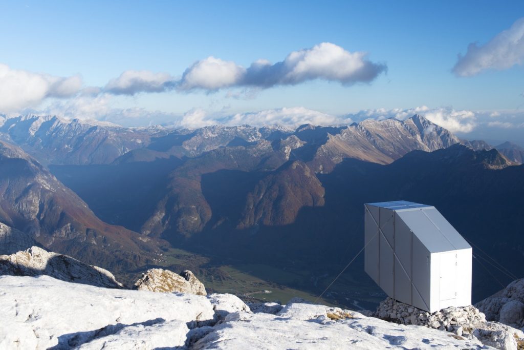 winter-cabin-mount-kanin_ofis_a_foto_janez-martincic_13-jpg