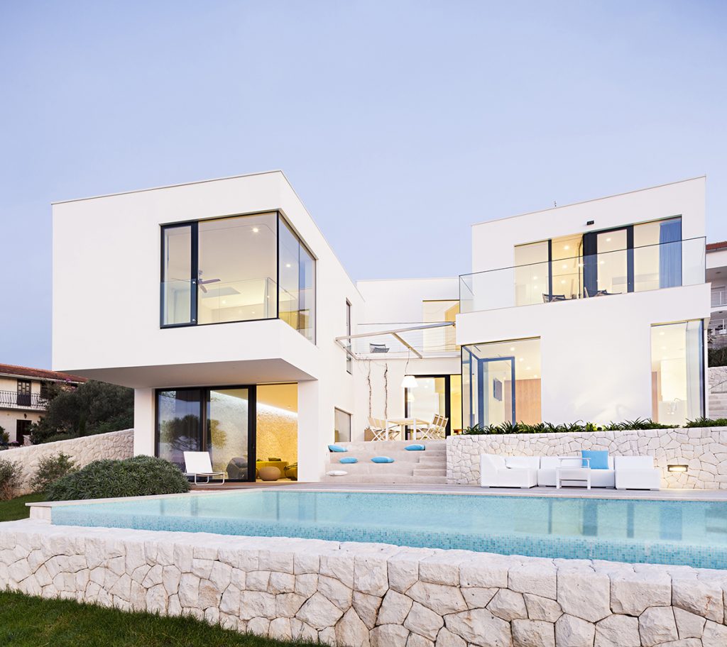 ecoing_housebr_01-2880