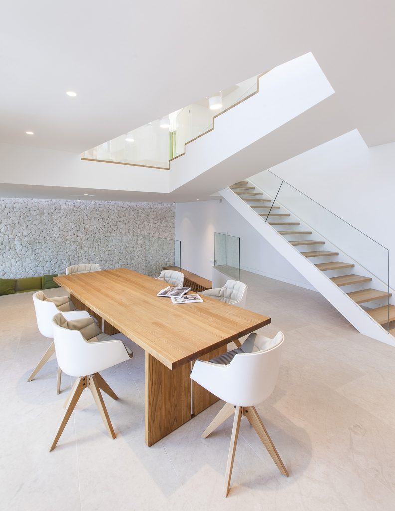 ecoing_housebr_03-2880