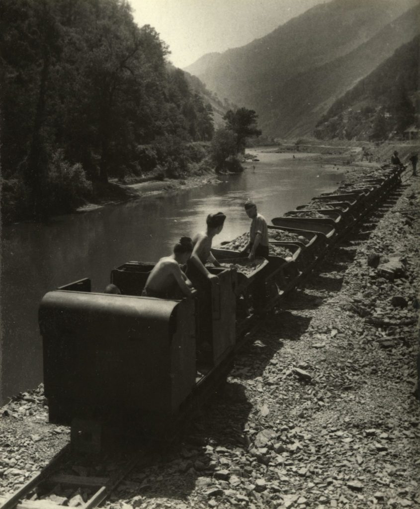 16-1946-foto-milan-pavic-pruga-brcko-banovici