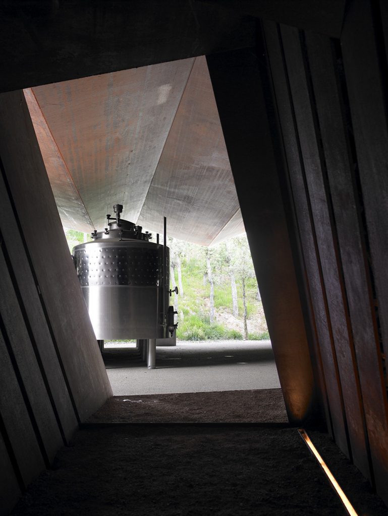 vinski-podrumi-bell-lloc-girona-spanjolska-foto-eugeni-pons_2