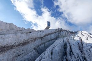 ofis_winter-cabin-kanin_fotojanez-martincic_19