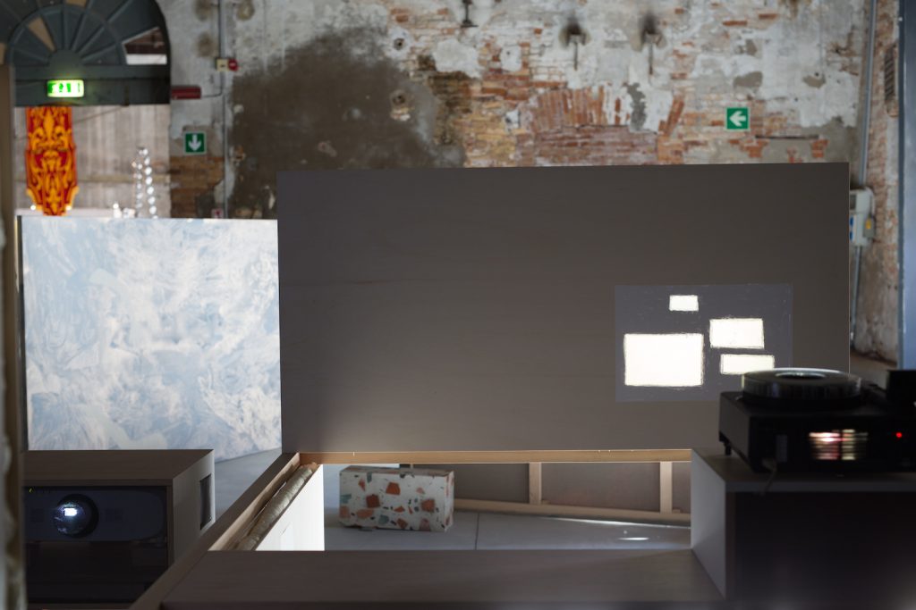 horizon-of-expectations-installation-view-1