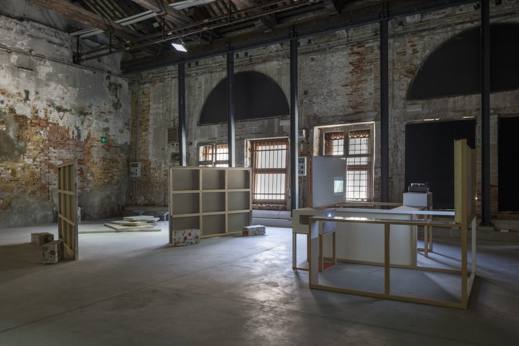 horizon-of-expectations-installation-view-6