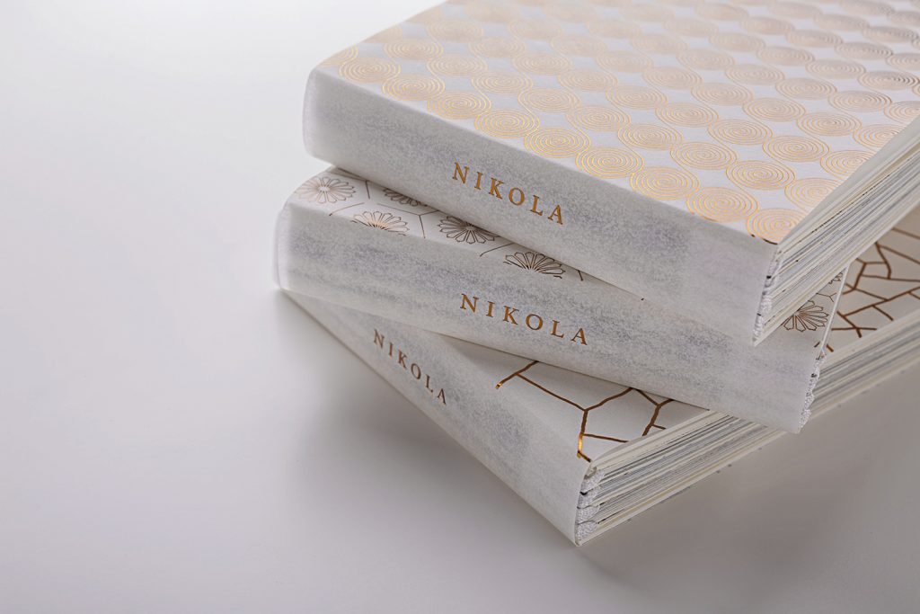 wh09-booklets2b